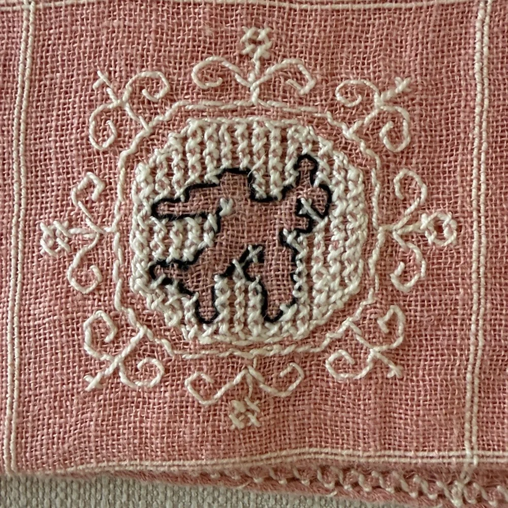Vintage Italian Linen Handmade Pink Tablecloth and 6 napkins